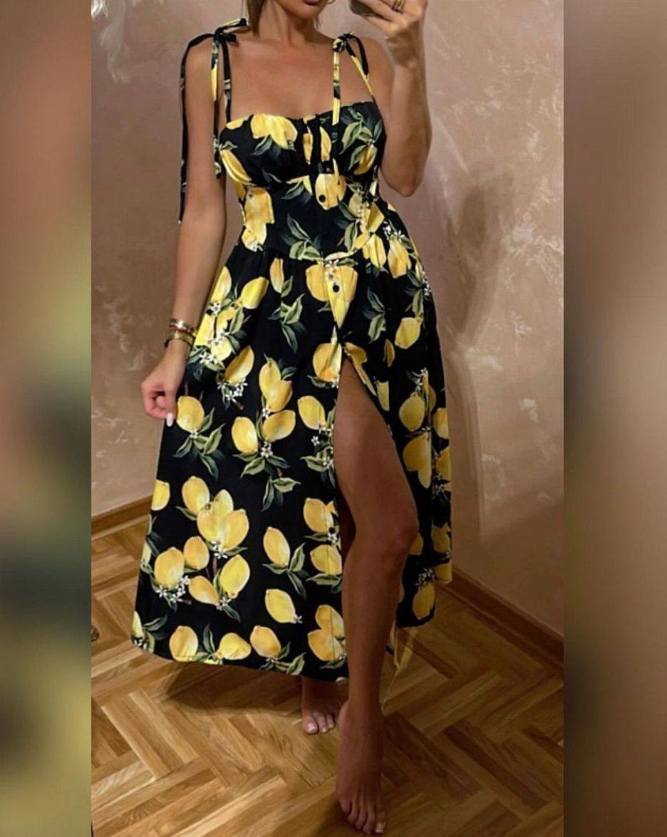 Rochie clos cu nasturi si lamai - neagra